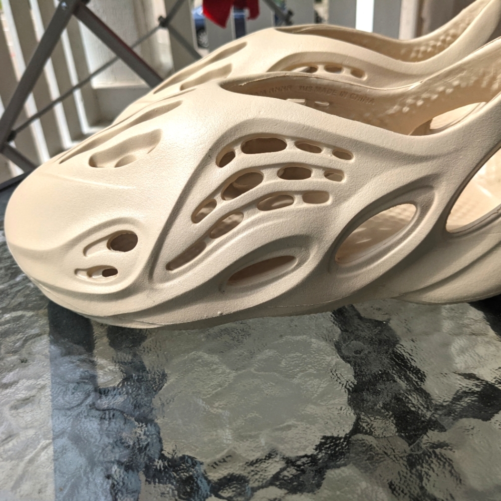 COPY - Yeezy foam runner